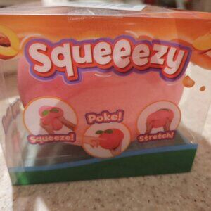 Sunny Days Squeezy Peach - Brand New